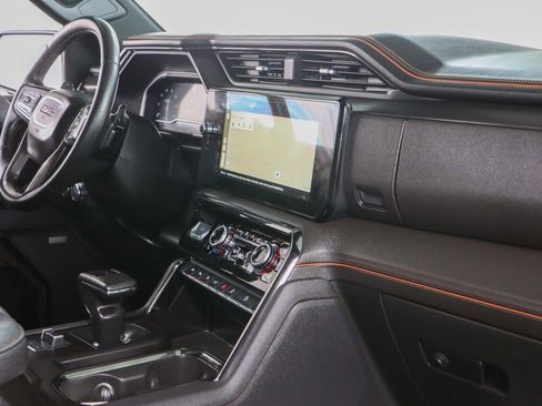 Used 2023 GMC Sierra 1500 AT4 w/ Technology Package image 30