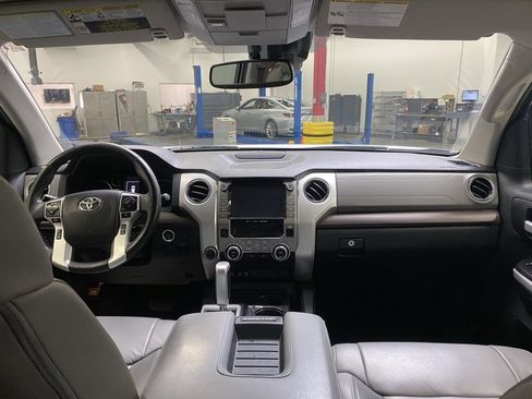 Used 2021 Toyota Tundra Limited image 17