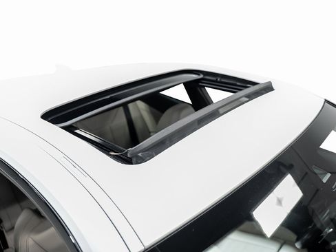 Used 2023 BMW 440i xDrive M440i xDrive w/ Premium Package image 56