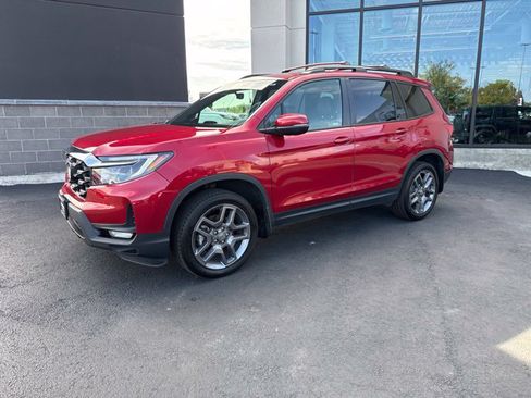 Used 2023 Honda Passport EX-L image 2
