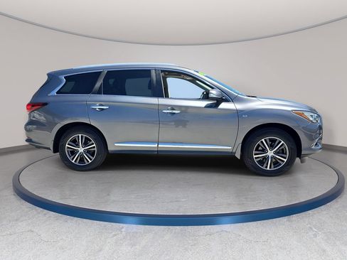 Used 2017 INFINITI QX60 FWD w/ Premium Plus Package image 5