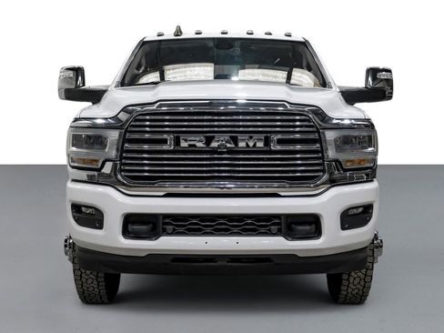 Used 2024 RAM 3500 Laramie w/ Towing Technology Group AWD/4WD image 3