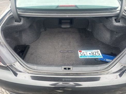 Used 2012 Toyota Avalon Limited image 9