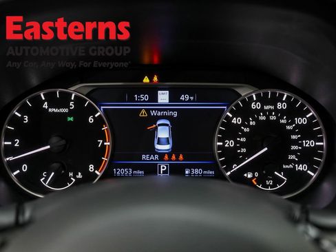 Used 2024 Nissan Altima 2.5 SV w/ SV Premium Package image 18