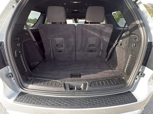 Used 2025 Dodge Durango GT AWD/4WD image 12