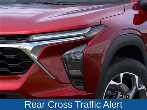 New 2026 Chevrolet Trax LT w/ Driver Confidence Package image 10
