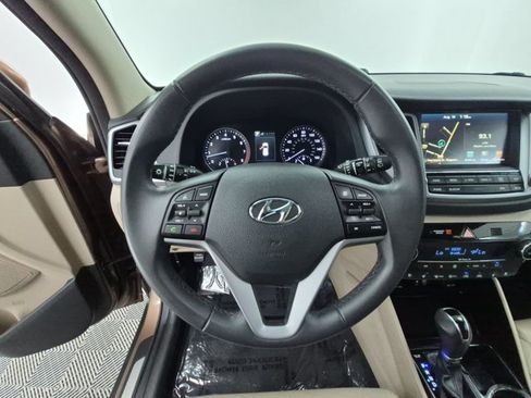 Used 2017 Hyundai Tucson Limited w/ Limited Ultimate Package 03 FWD image 30