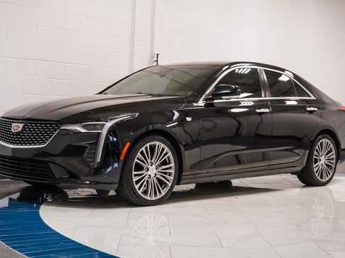 Used 2020 Cadillac CT4 Premium Luxury image 4