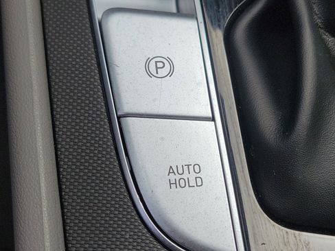 Certified 2024 Hyundai Elantra SEL w/ Convenience Package image 18