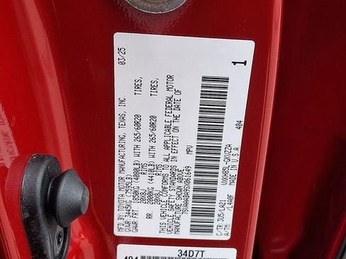 Used 2025 Toyota Sequoia Platinum AWD/4WD image 27