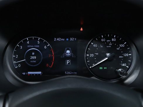 Certified 2024 Nissan Kicks SV w/ Interior Electronics Package image 24