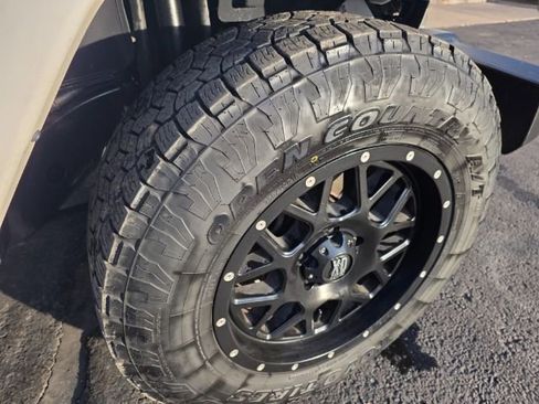 Used 2016 Jeep Wrangler Unlimited Sahara w/ Dual Top Group image 23