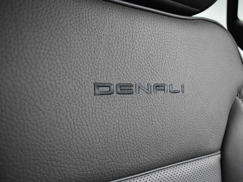 Used 2024 GMC Yukon Denali w/ Max Trailering Package image 14