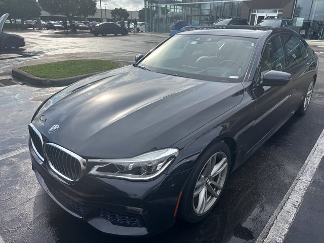 Used 2017 BMW 750i xDrive AWD/4WD image 1