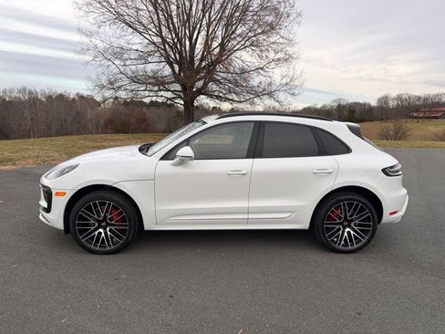New 2026 Porsche Macan S image 2