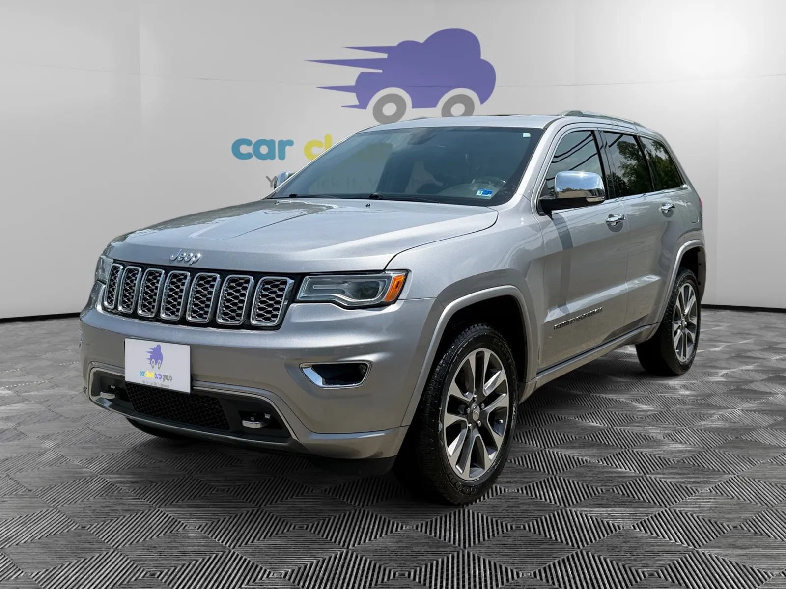 Used 2018 Jeep Grand Cherokee Overland AWD/4WD image 1
