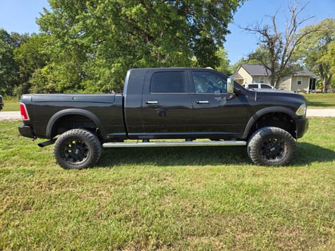 Used 2015 RAM 2500 Limited image 5