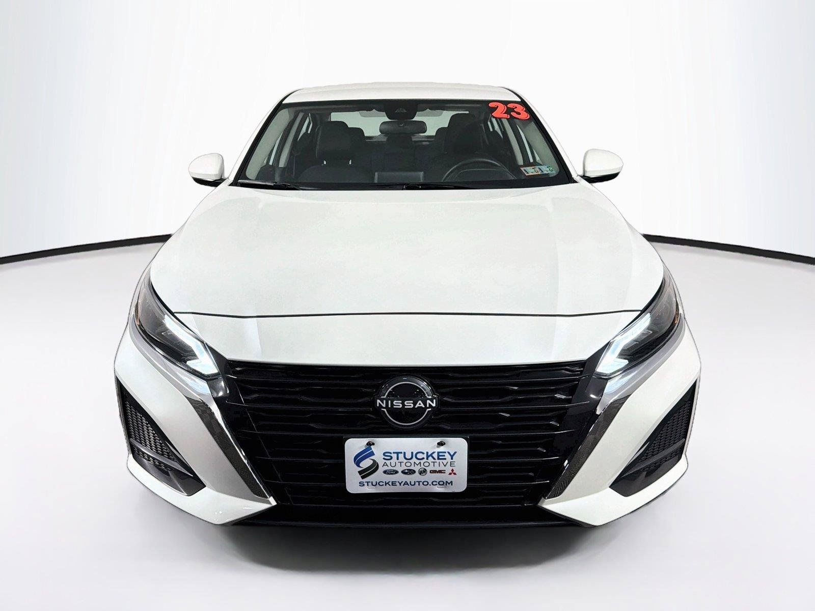 Used 2023 Nissan Altima 2.5 SV AWD/4WD image 6