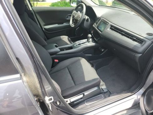 Used 2016 Honda HR-V EX image 11