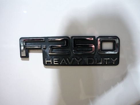 Used 1997 Ford F250 XLT image 27