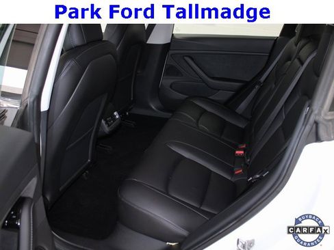 Used 2020 Tesla Model 3 Long Range image 26