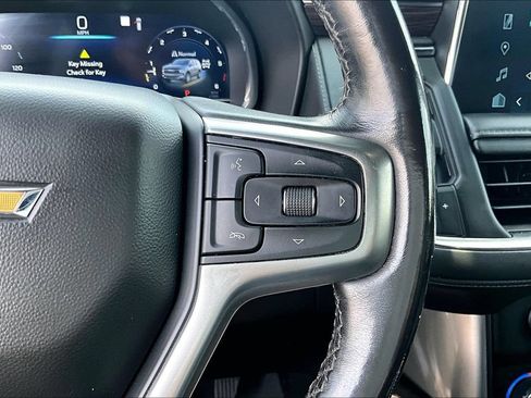 Used 2023 Chevrolet Suburban LT AWD/4WD image 19