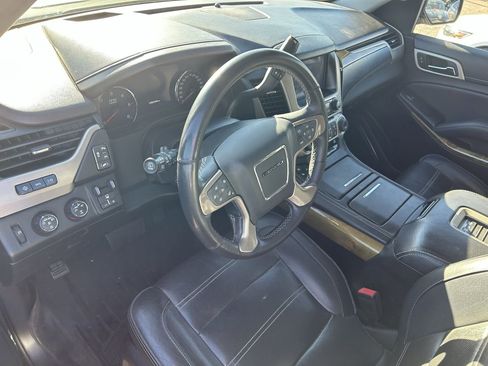 Used 2016 GMC Yukon XL Denali w/ Open Road Package image 10