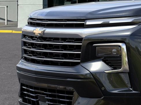 New 2026 Chevrolet Traverse High Country FWD image 13