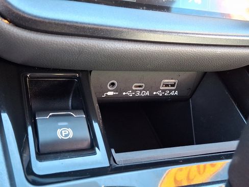 Used 2025 Subaru Outback Wilderness image 25