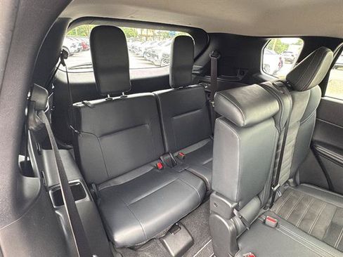 Used 2025 Mitsubishi Outlander SE FWD image 16