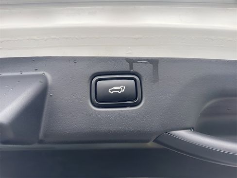 Used 2023 Kia Niro Wave w/ Wave Preserve Package image 31