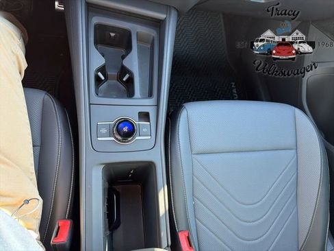 New 2026 Volkswagen Tiguan SE R-Line image 13