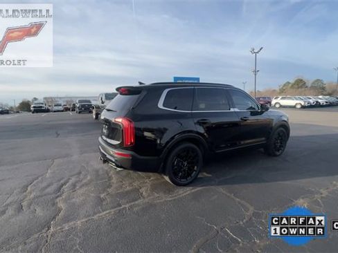 Used 2022 Kia Telluride SX w/ SX Prestige Package image 8