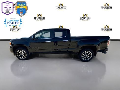 Used 2022 GMC Canyon Denali w/ Denali Black Edition Package AWD/4WD image 2