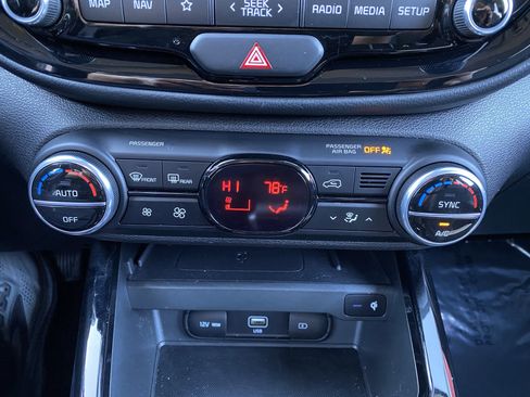 Used 2022 Kia Soul Turbo image 34