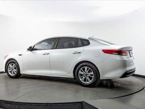 Used 2018 Kia Optima LX image 6
