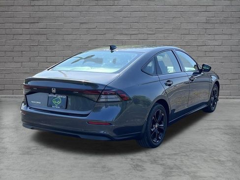 Used 2025 Honda Accord SE image 2