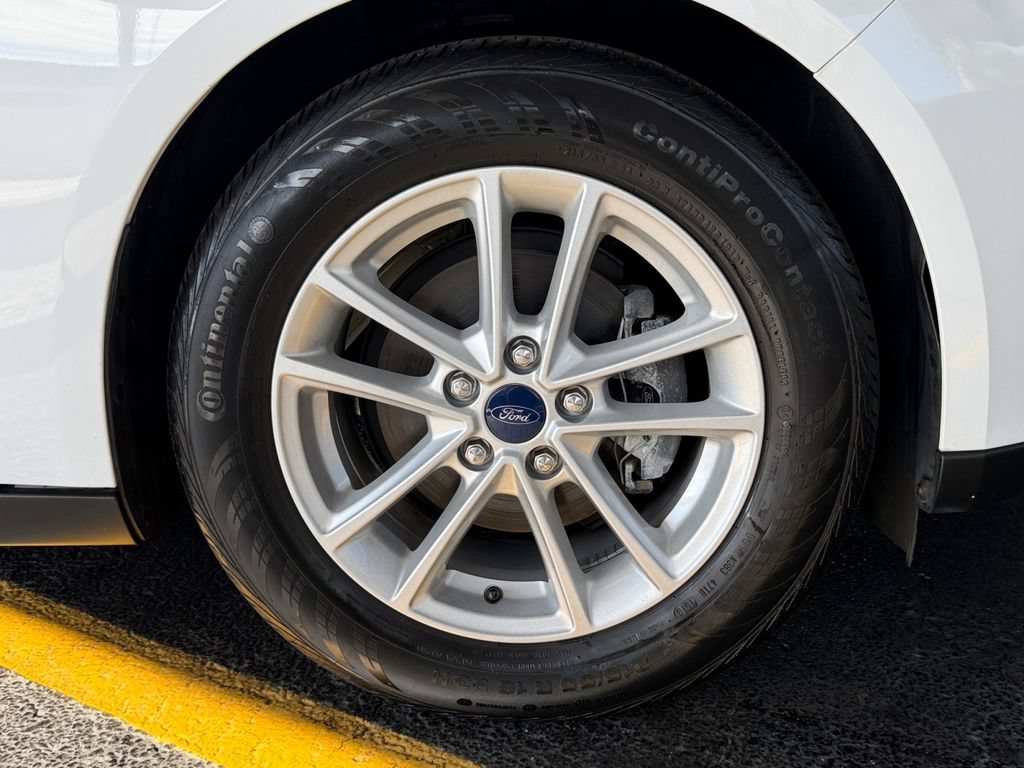 Used 2018 Ford Focus SE FWD image 45