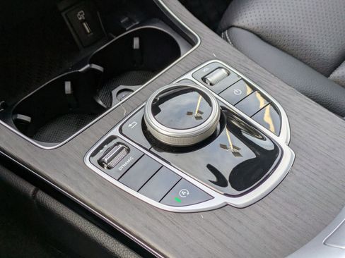 Used 2020 Mercedes-Benz C 300 4MATIC Sedan image 21