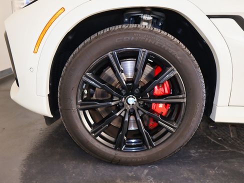 Used 2023 BMW X6 M50i w/ Executive Package image 45