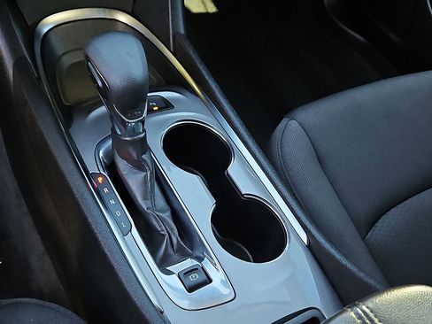 Used 2024 Chevrolet Malibu LT image 13