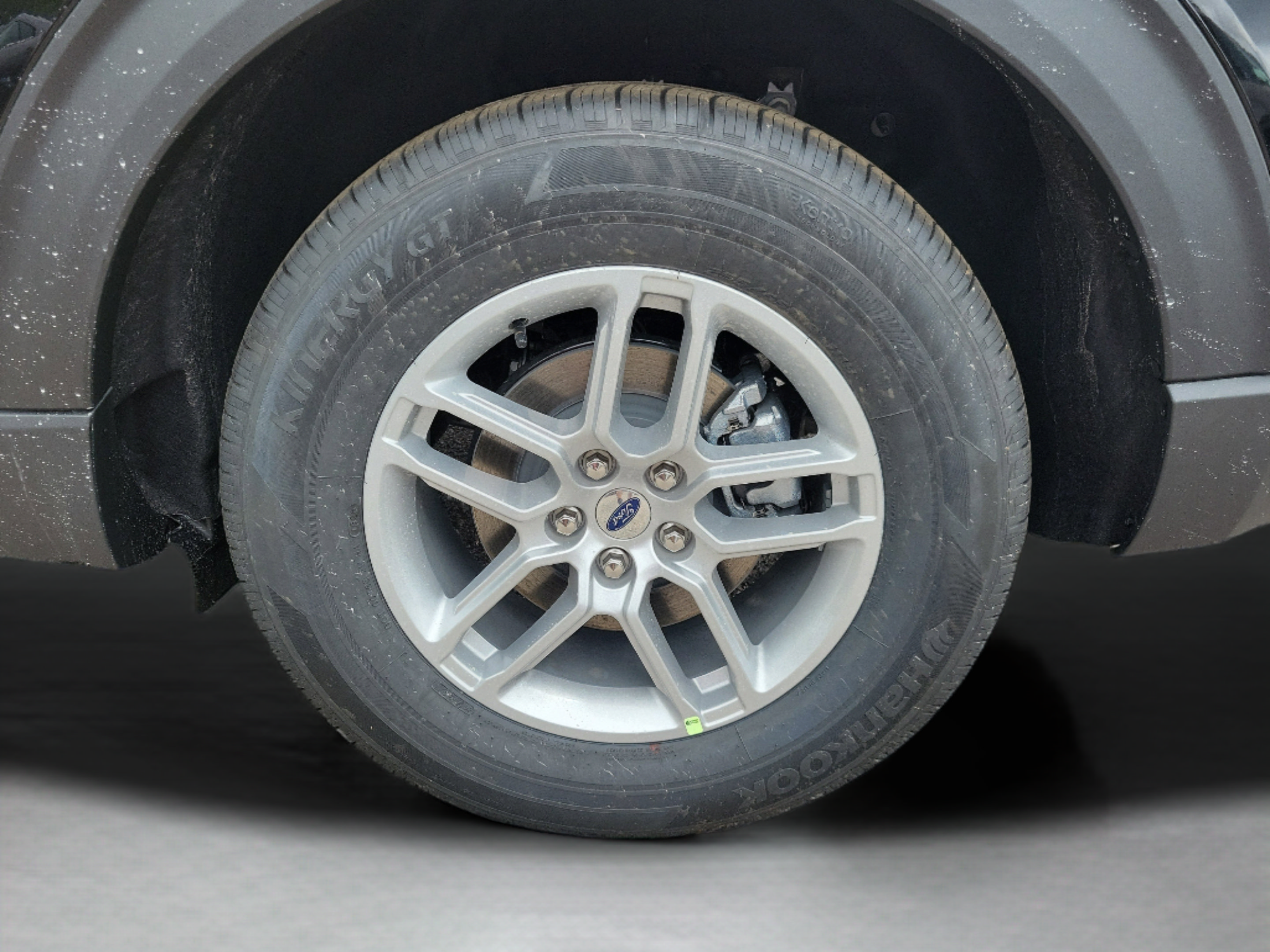 New 2026 Ford Explorer Active RWD image 31