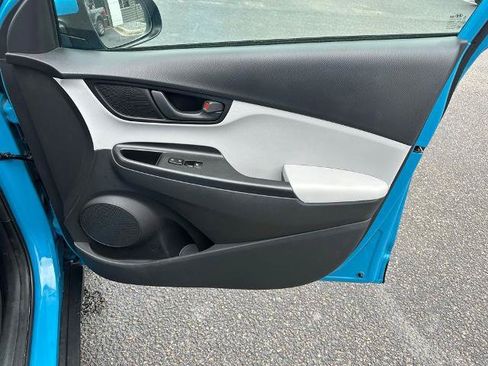 Used 2023 Hyundai Kona SEL FWD image 21