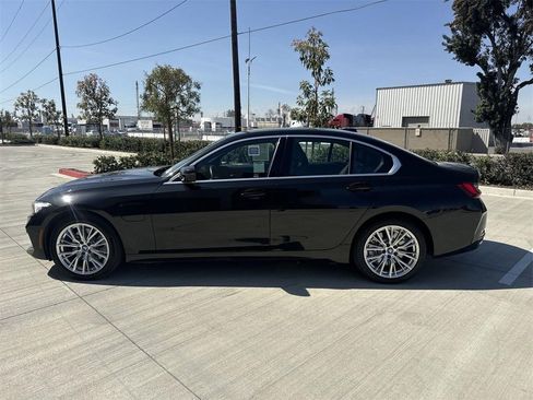 Used 2024 BMW 330e image 5