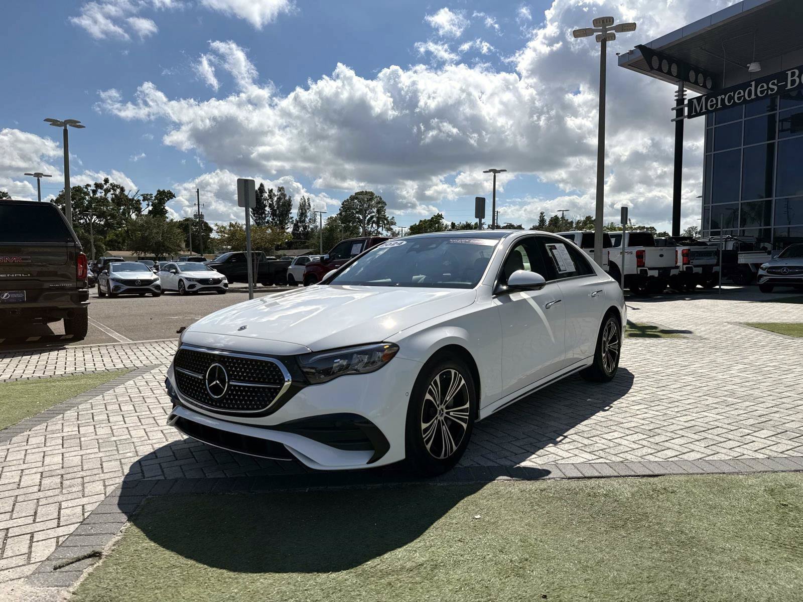 Certified 2024 Mercedes-Benz E 350 4MATIC Sedan image 2
