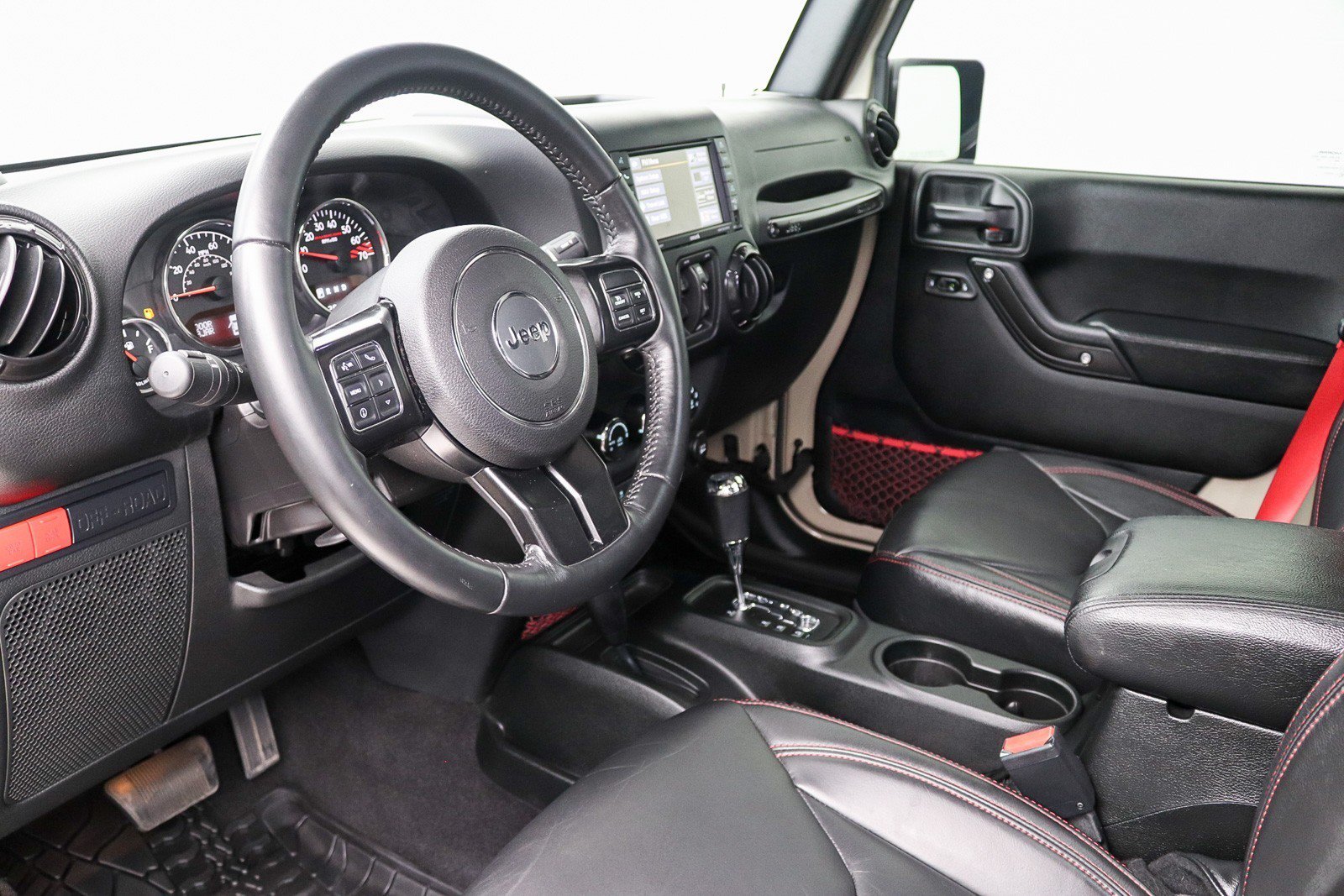 Used 2018 Jeep Wrangler Unlimited Rubicon AWD/4WD image 22