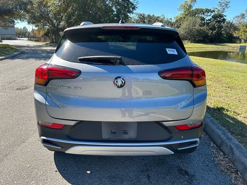 Used 2023 Buick Encore GX Select image 4