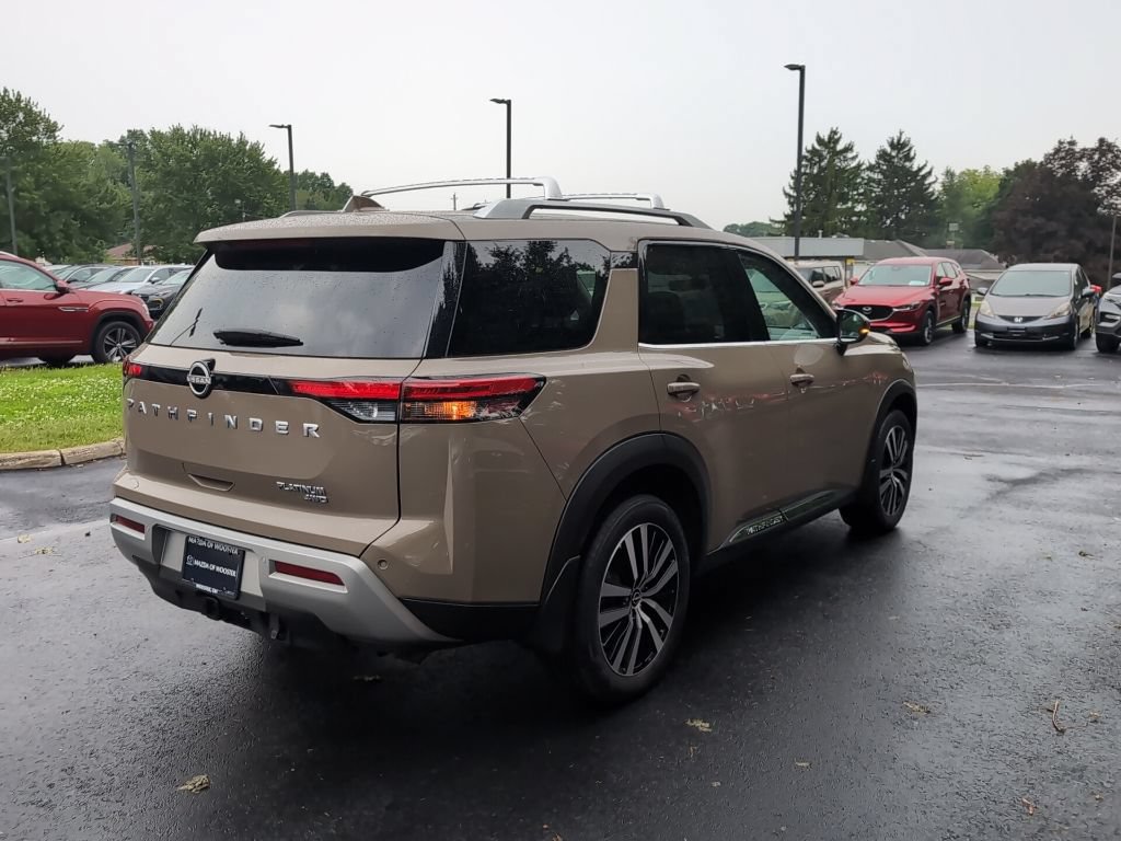 Used 2023 Nissan Pathfinder Platinum AWD/4WD image 5