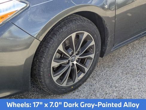 Used 2018 Toyota Avalon XLE image 5