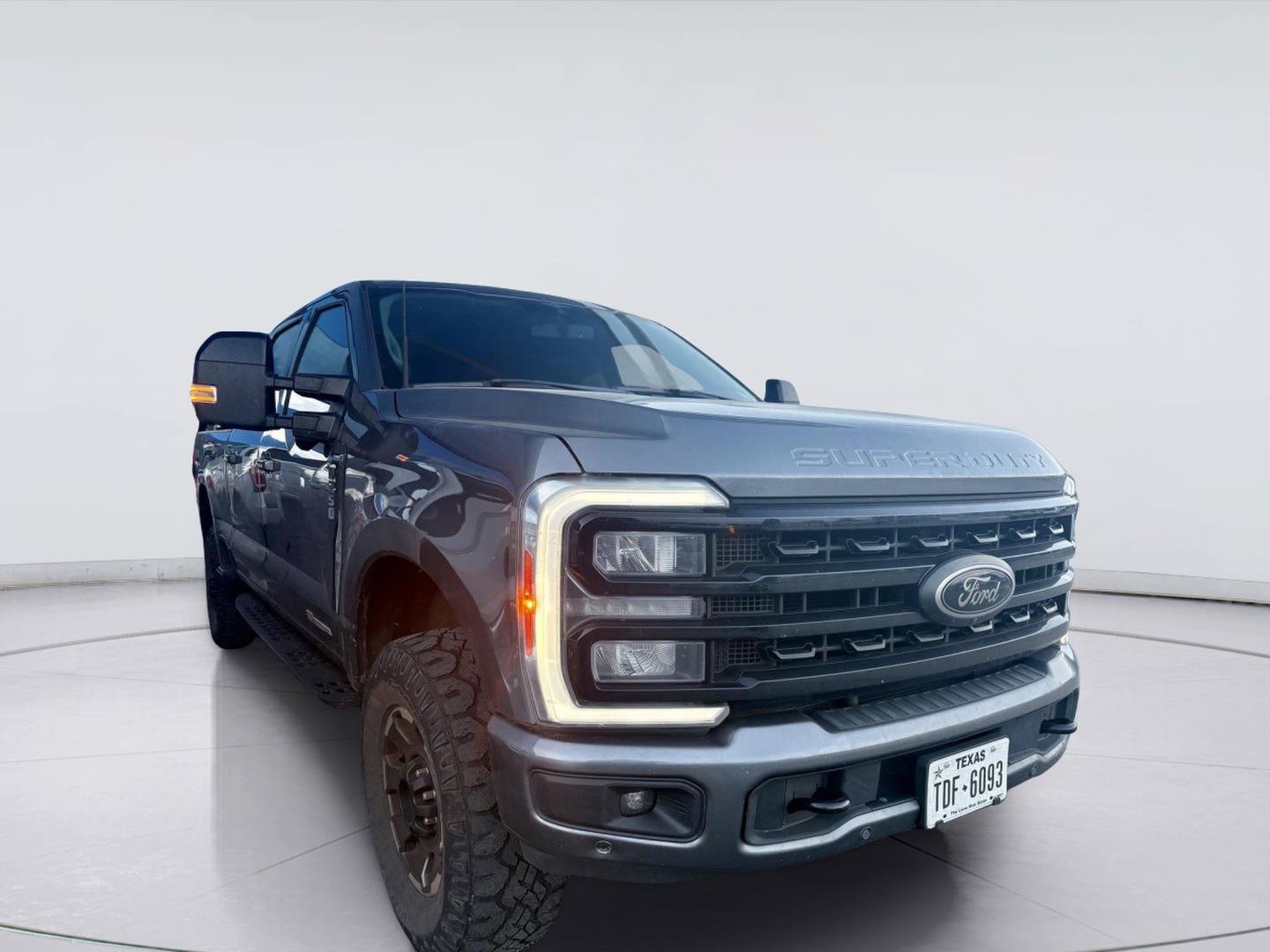 Used 2023 Ford F250 Lariat w/ Lariat Ultimate Package AWD/4WD image 1